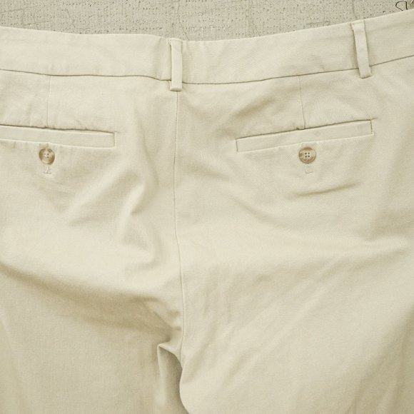 Eddie Bauer Slightly Curvy Fit Ladies 14 Petite Khaki Pants Slacks - Picture 7 of 7